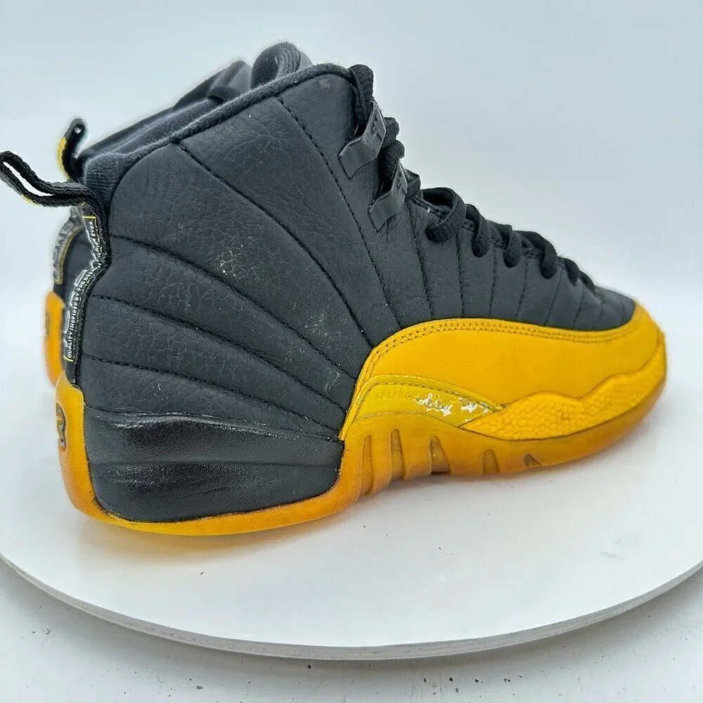 Nike Air Jordan 12 Youth Size 6Y Women 7.5 153265-070 University Gold Black Shoe